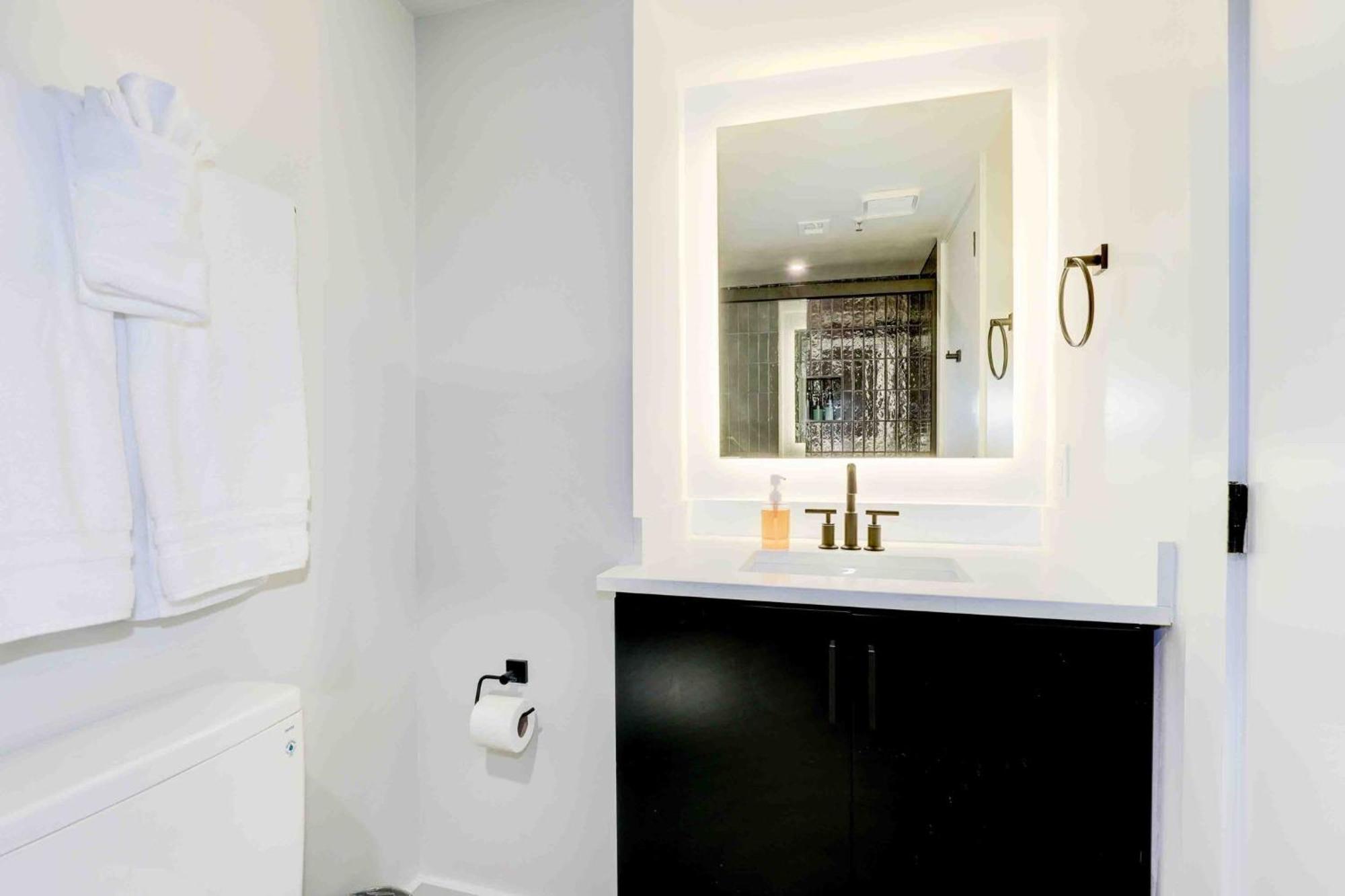 2Br Comfort Apartment In Prime Location Arlington Dış mekan fotoğraf